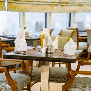 Otel Emaar Grand
